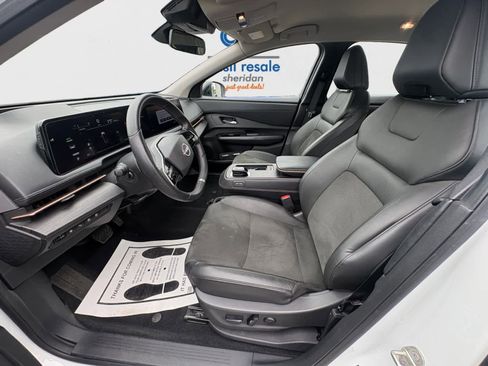 Used 2023 Nissan Ariya FWD image 11