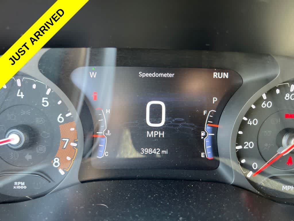 Used 2025 Jeep Compass Limited AWD/4WD image 13