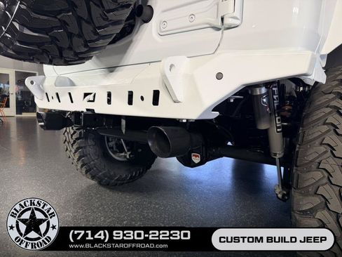 Used 2025 Jeep Wrangler Unlimited Rubicon 4xe w/ Safety Group AWD/4WD image 21