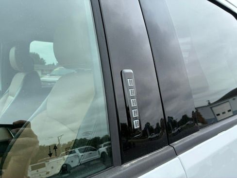 Used 2026 Ford F350 Lariat AWD/4WD image 12