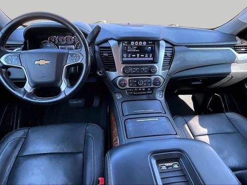 Used 2020 Chevrolet Tahoe Premier AWD/4WD image 14