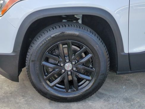 Used 2019 GMC Acadia SLT AWD/4WD image 26