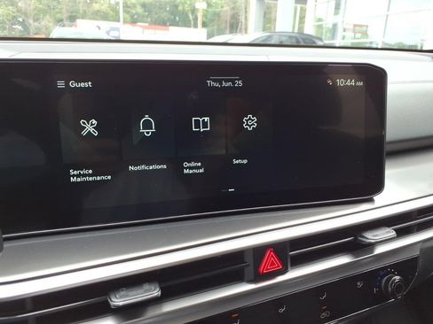 New 2026 Kia Sorento LX FWD image 17