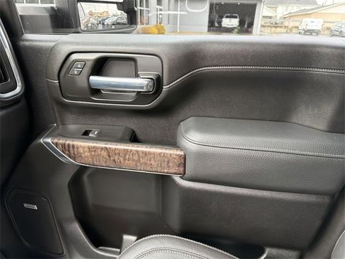 Used 2022 GMC Sierra 3500 Denali w/ Technology Package image 23