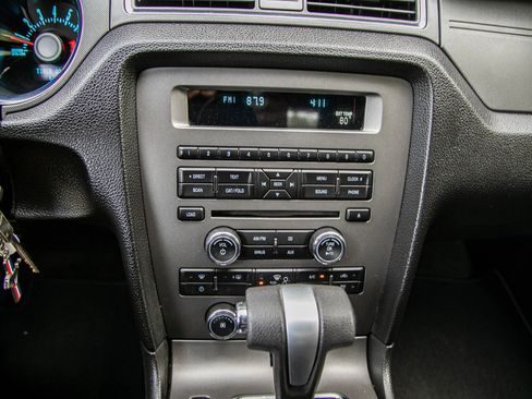 Used 2012 Ford Mustang Coupe image 23