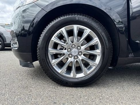 Used 2018 Buick Enclave Premium w/ Experience Buick Package AWD/4WD image 28