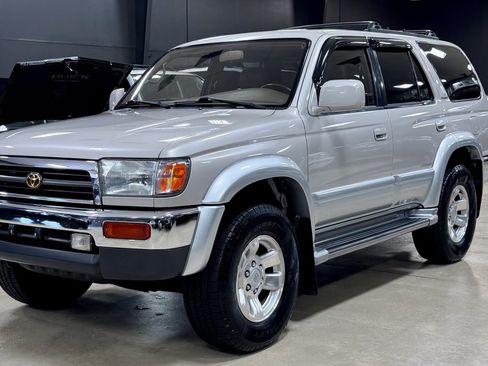 Used 1997 Toyota 4Runner Limited AWD/4WD image 18
