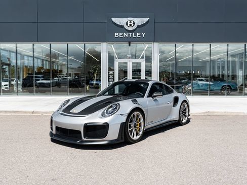 Used 2019 Porsche 911 GT2 RS RWD image 1