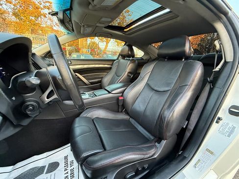 Used 2015 INFINITI Q60 Sport Limited image 12