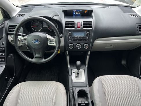 Used 2015 Subaru Forester 2.5i w/ Alloy Wheel Package AWD/4WD image 18