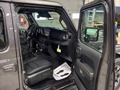 New 2026 Jeep Wrangler Unlimited Sahara image 42