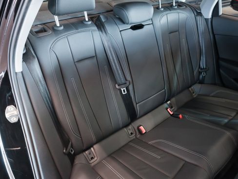 Used 2023 Audi A4 2.0T Premium w/ Convenience Package image 11