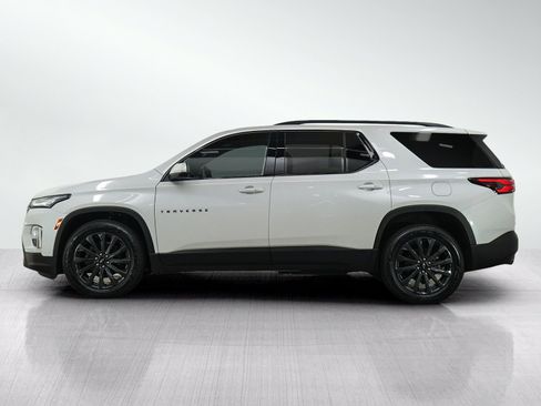 Used 2023 Chevrolet Traverse RS AWD/4WD image 2
