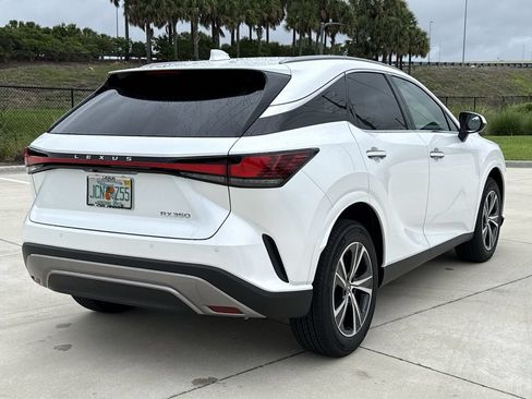 Used 2026 Lexus RX 350 Premium w/ Convenience Package FWD image 11