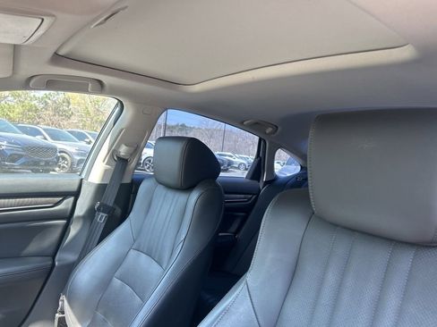 Used 2022 Honda Accord EX-L image 10