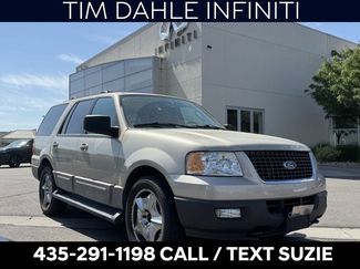 Used 2004 Ford Expedition XLT image 1