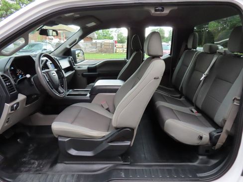 Used 2019 Ford F150 XL w/ Equipment Group 101A Mid RWD image 16