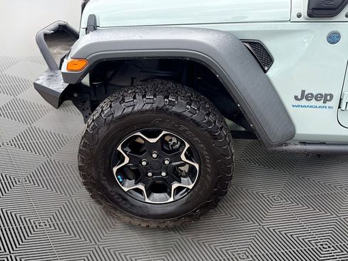 Used 2023 Jeep Wrangler Unlimited Rubicon 4xe w/ Cold Weather Group AWD/4WD image 35