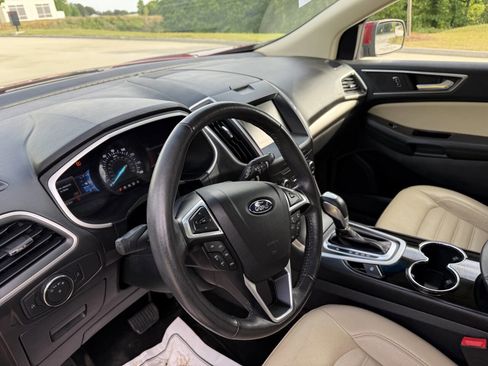 Used 2015 Ford Edge SEL w/ Equipment Group 201A AWD/4WD image 25