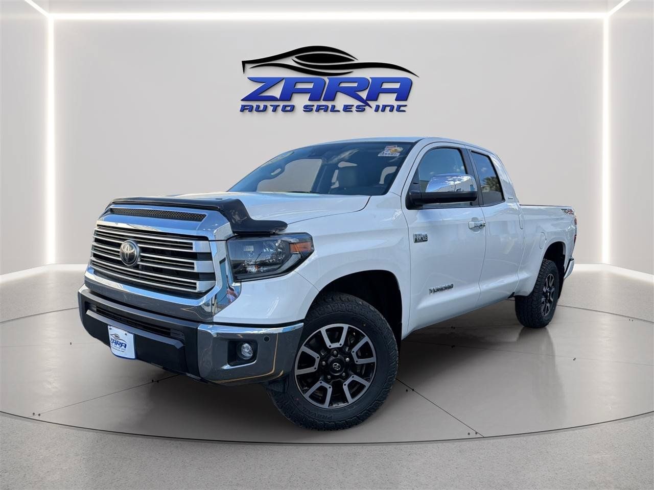 Used 2021 Toyota Tundra Limited w/ Limited Premium Package AWD/4WD image 1
