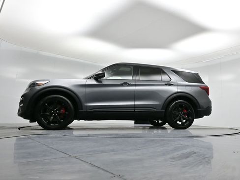 Certified 2022 Ford Explorer ST w/ Equipment Group 401A image 56