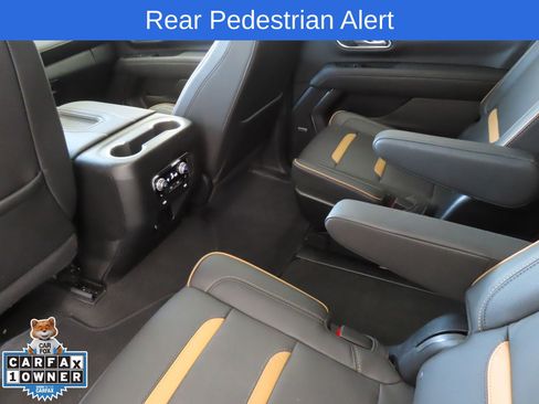 Used 2024 GMC Yukon AT4 w/ AT4 Premium Package AWD/4WD image 24