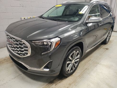 Used 2020 GMC Terrain Denali w/ Denali Premium Package image 17