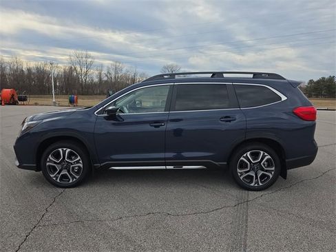 Used 2025 Subaru Ascent Limited image 10