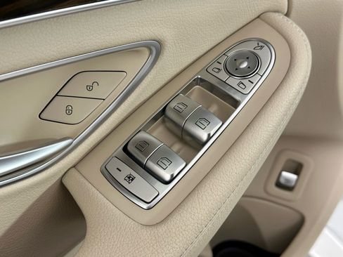 Used 2021 Mercedes-Benz C 300 Sedan w/ Premium Package image 35