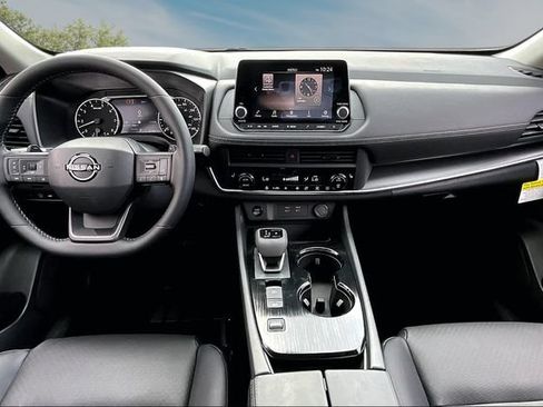 New 2026 Nissan Rogue Dark Armor FWD image 5