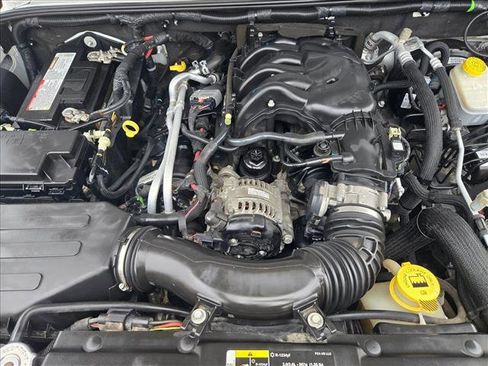 Used 2017 Jeep Wrangler Sport w/ Quick Order Package 24S image 22