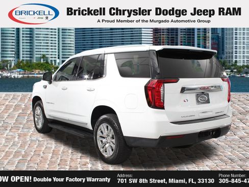 Used 2022 GMC Yukon Denali AWD/4WD image 3