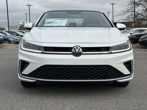 New 2026 Volkswagen Jetta SE FWD image 8