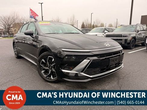 Certified 2025 Hyundai Sonata SEL image 1