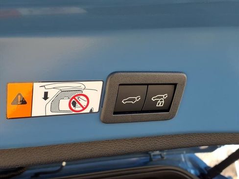 Certified 2026 Toyota Corolla Cross XSE image 6