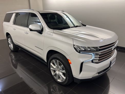Used 2021 Chevrolet Suburban High Country image 1