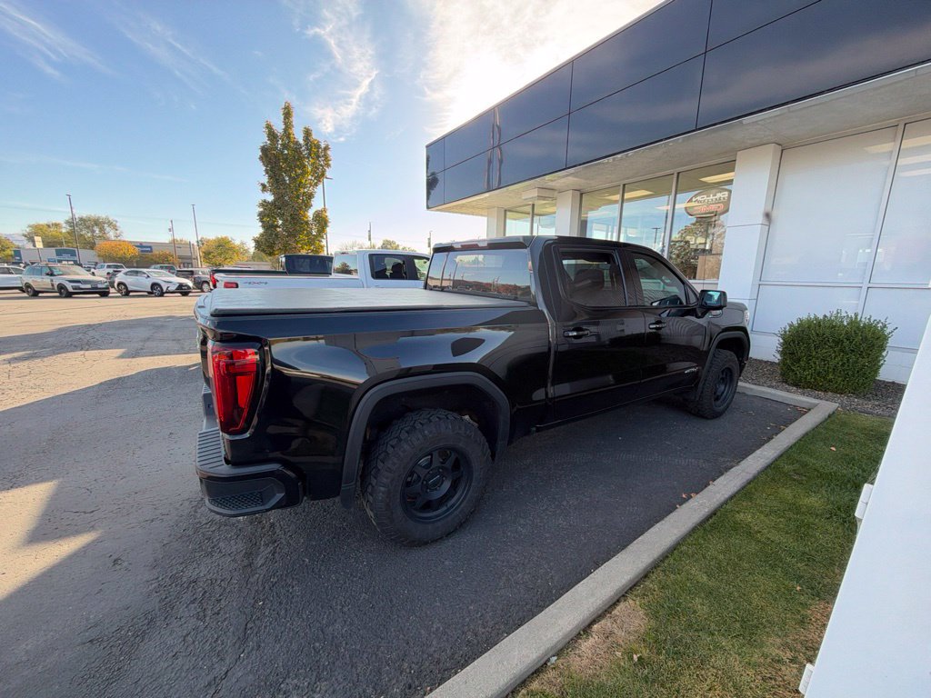 Used 2022 GMC Sierra 1500 AT4 AWD/4WD image 10