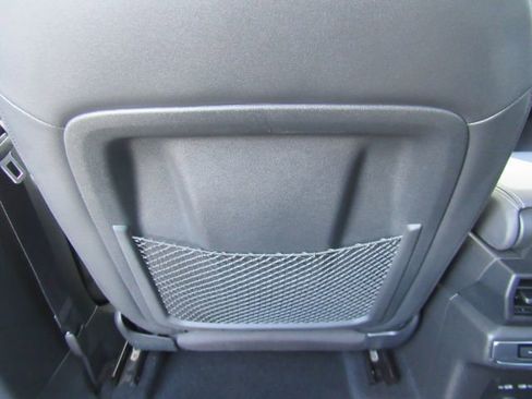 Used 2022 Audi Q4 e-tron Premium Plus w/ Premium Plus image 32