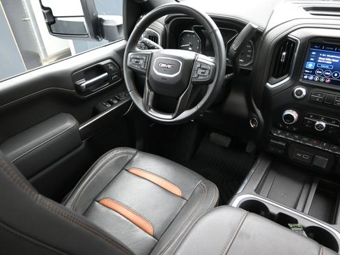 Used 2023 GMC Sierra 2500 AT4 w/ AT4 Premium Plus Package image 24