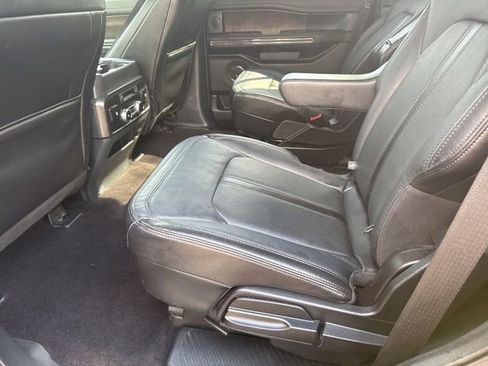 Used 2019 Ford Expedition Limited w/ Equipment Group 301A image 13
