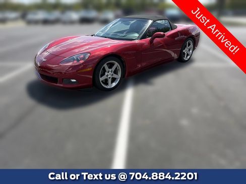 Used 2005 Chevrolet Corvette Convertible w/ Preferred Equipment Group RWD image 1