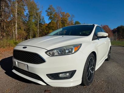 Used 2015 Ford Focus SE w/ SE Sport Package