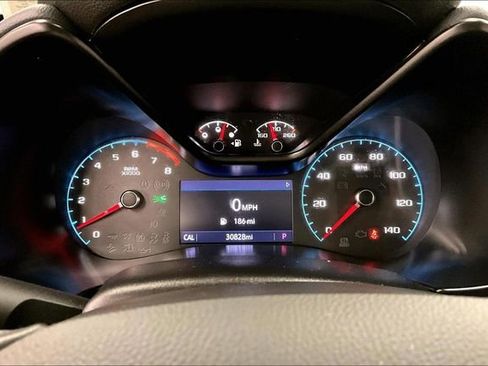 Used 2022 Chevrolet Colorado Z71 w/ Safety Package AWD/4WD image 28