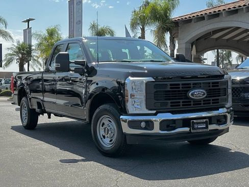 New 2026 Ford F250 XL w/ XL Chrome Package RWD image 3
