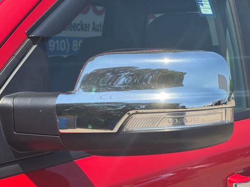 Used 2019 RAM 1500 Big Horn AWD/4WD image 12