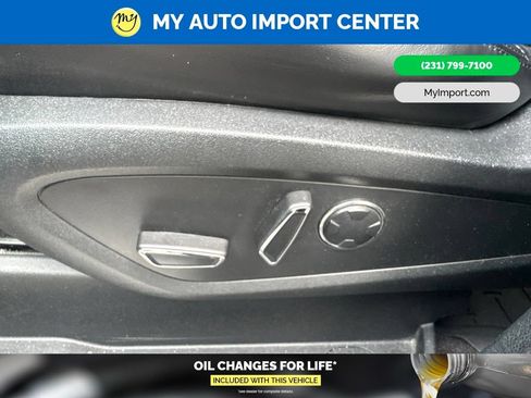 Used 2019 Lincoln MKC Reserve AWD/4WD image 12