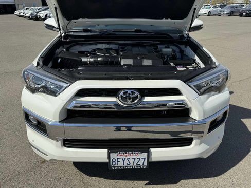 Used 2018 Toyota 4Runner Limited image 39