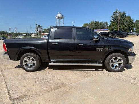 Used 2016 RAM 1500 Laramie w/ Convenience Group AWD/4WD image 5
