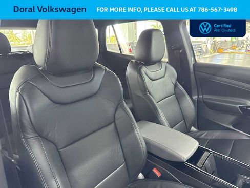 Certified 2023 Volkswagen ID.4 Pro image 27