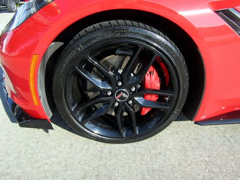 Used 2014 Chevrolet Corvette Stingray Coupe w/ 2LT Preferred Equipment Group image 25